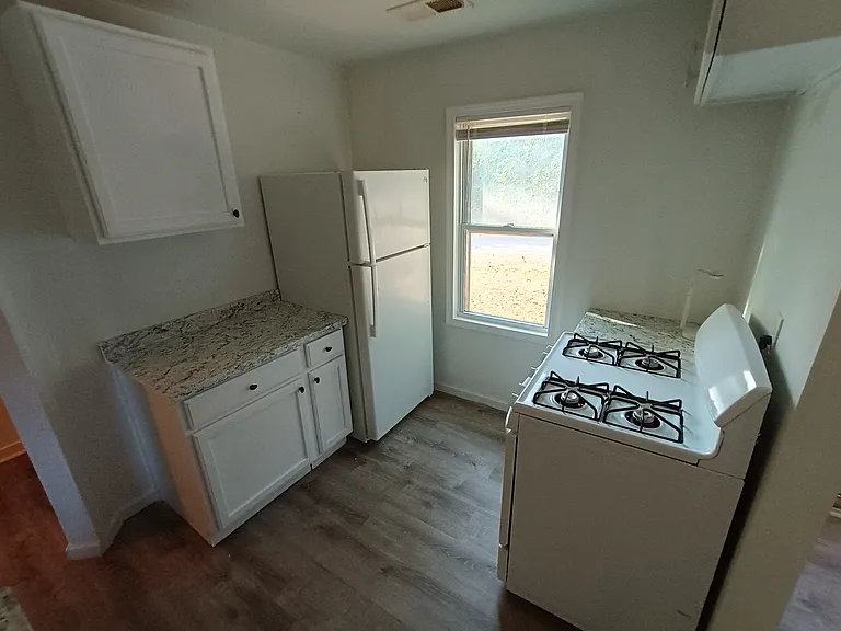 833 Heights Rd #A — Photo 10