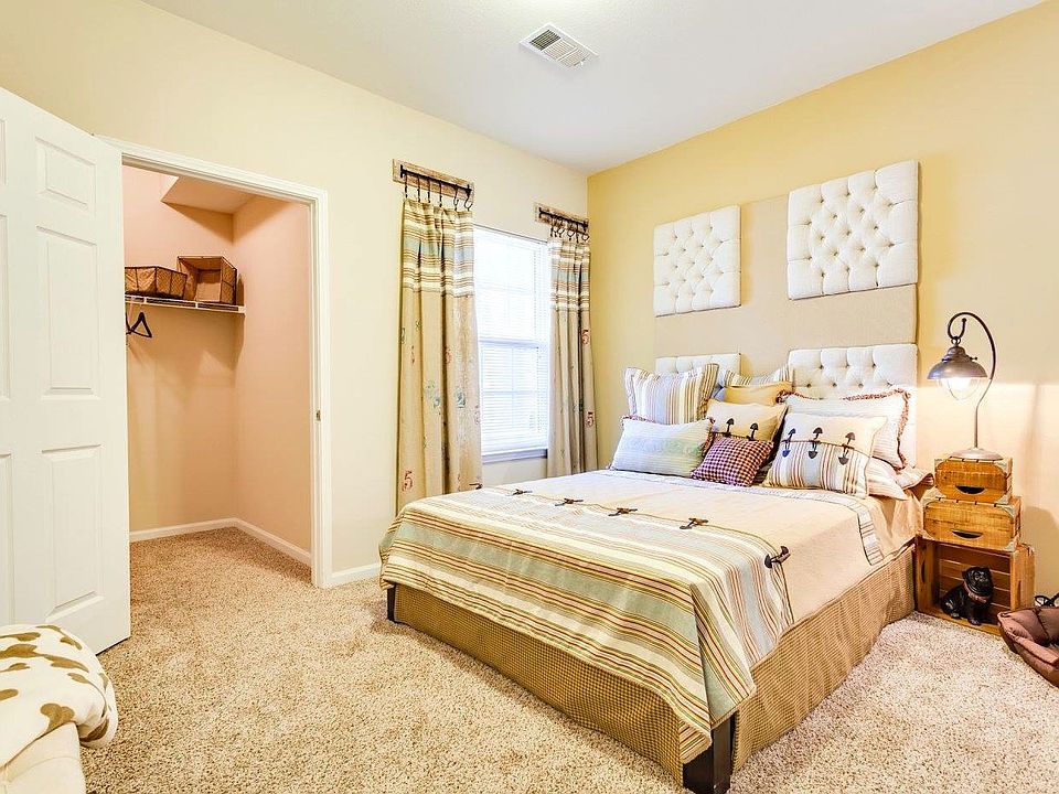 1st image of 7020 Leopard Way APT 207