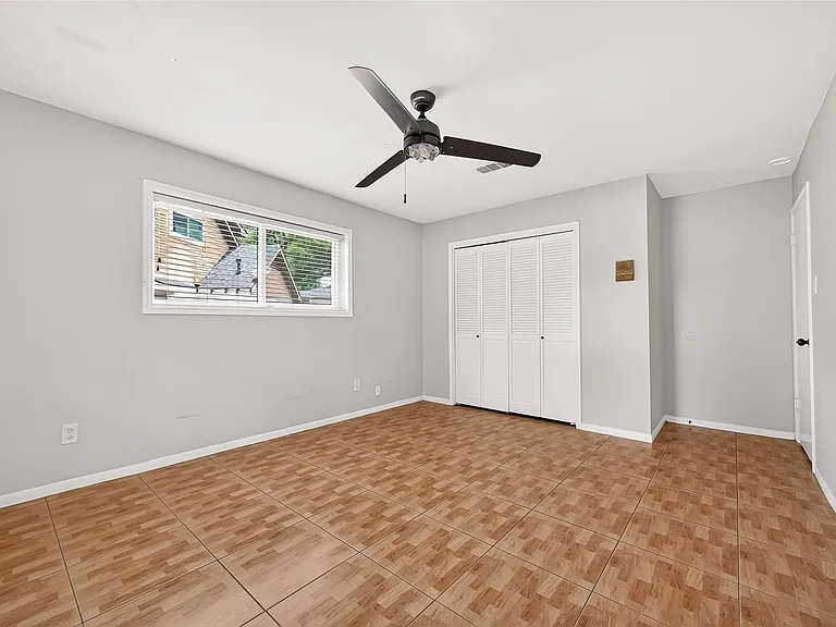 2003 Point Clear Ct — Photo 35