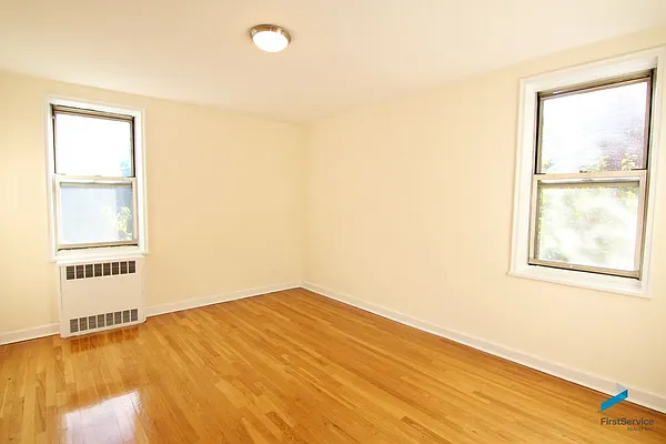 Sold by FirstService Realty (legacy) | media 6