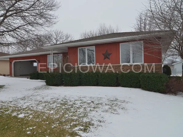 3737 29th Ave, Marion, IA 52302