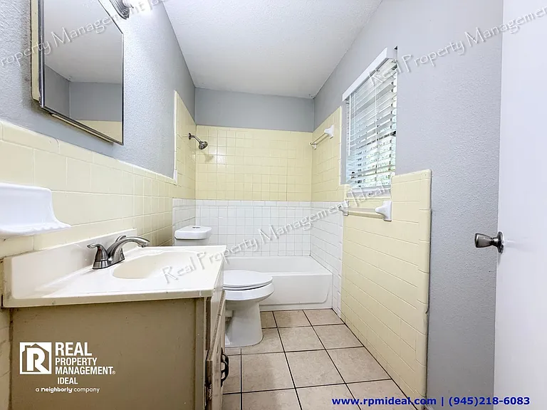 619 Midvale Dr — Photo 19
