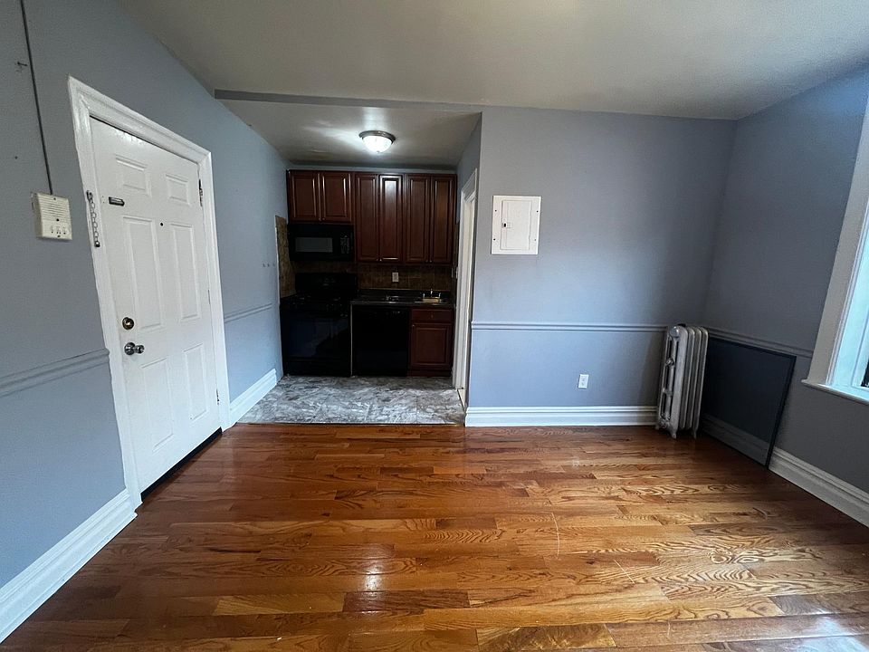 2nd image of 2102 Kennedy Blvd #41A