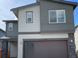 1518 27th St NW #30, Puyallup, WA 98371
