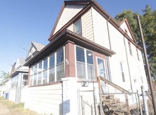 1011 4th Ave, Moline, IL 61265