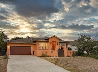 17704 Village Dr, Dripping Springs, TX 78620