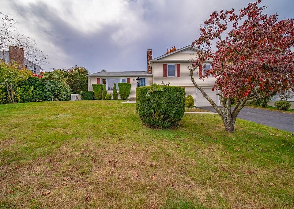 1st image of 87 Tanglewood Dr