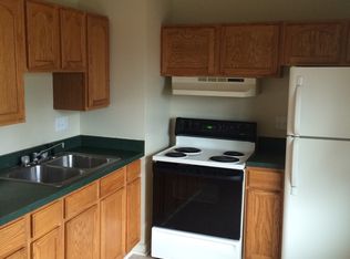 1109 Rosedale St, Maumee, OH 43537