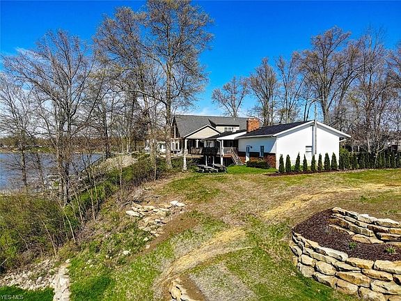 3rd image of 17771 Willard Pl