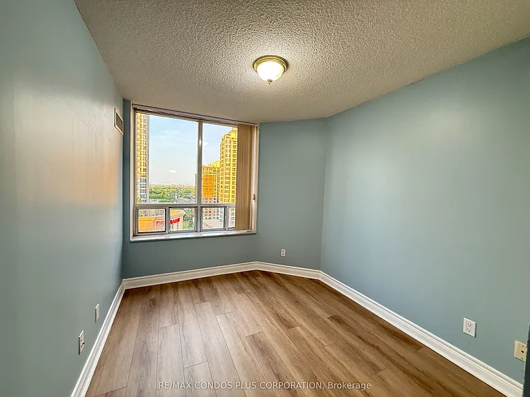 5418 Yonge St #1601 — Photo 7
