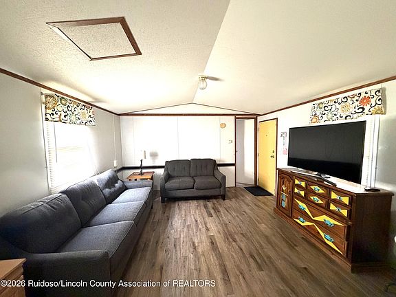 5th image of 100 Pinecrest Dr #45