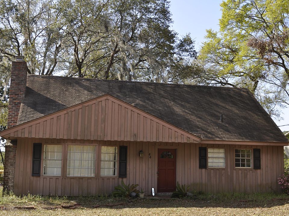 1st image of 44 Cedar Point Drive