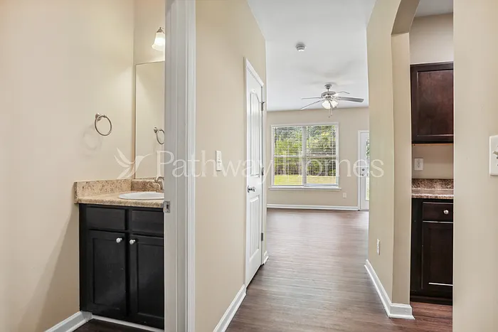3039 Bonnes Dr — Photo 4