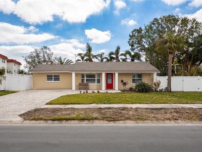 1820 Massachusetts Ave NE, Saint Petersburg, FL, 33703