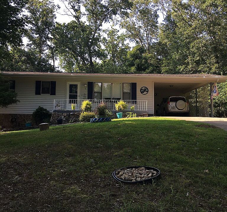 1st image of 4 Platz Ln