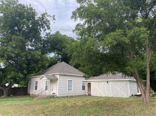 505 N Ross St, Comanche, TX 76442