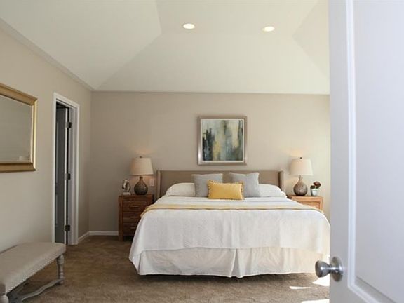 4th image of 6618 Blucher Ave