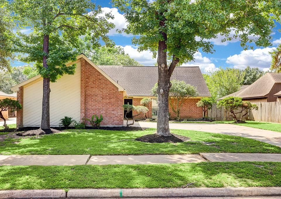 1st image of 15314 Glenwood Park Dr