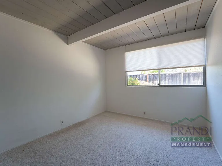 1221 Idylberry Rd — Photo 13