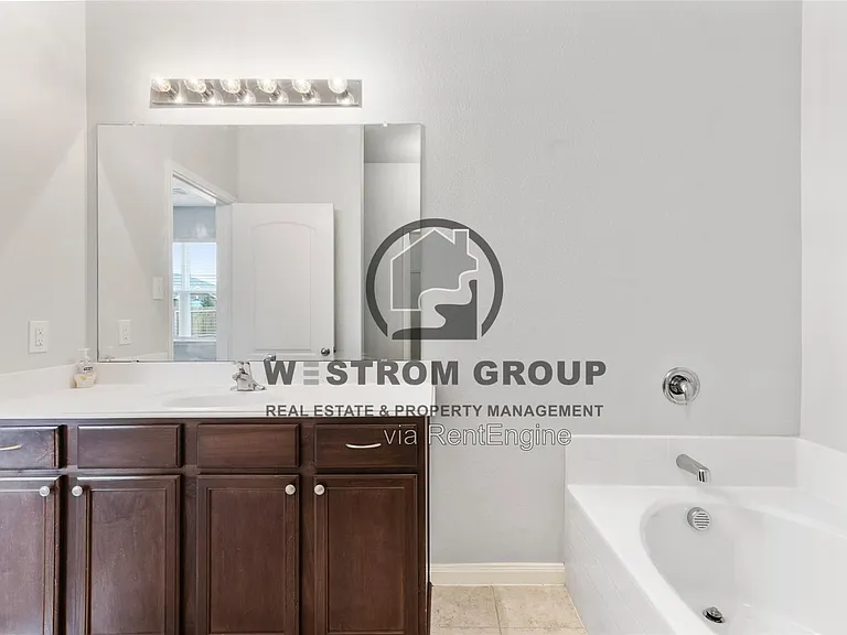 6041 Spring Ranch Dr — Photo 21