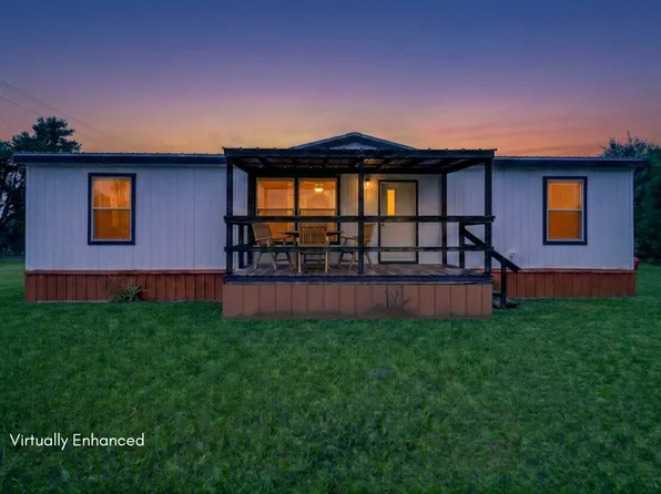460 County Road 1260, Savoy, TX 75479