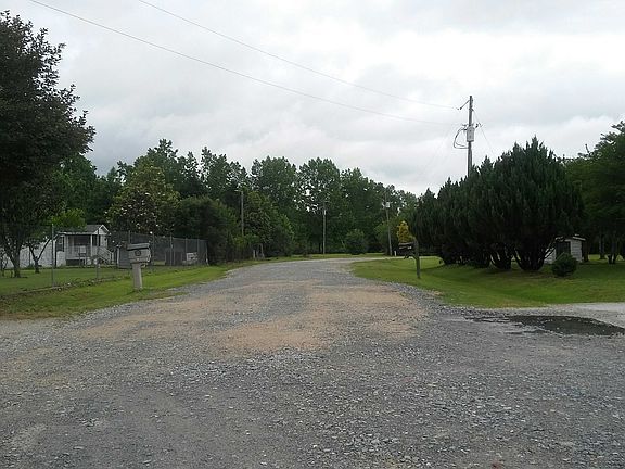 4th image of 111 Mustang Ln