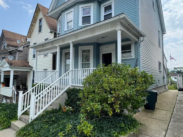 1421 17th Ave, Altoona, PA 16601