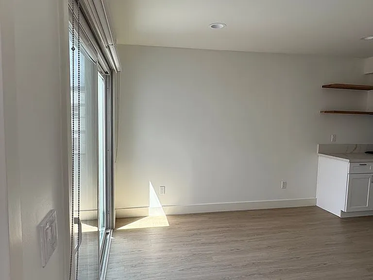 Sea Skiff Apartments Best Ocean View in Hermosa Beach — Photo 31