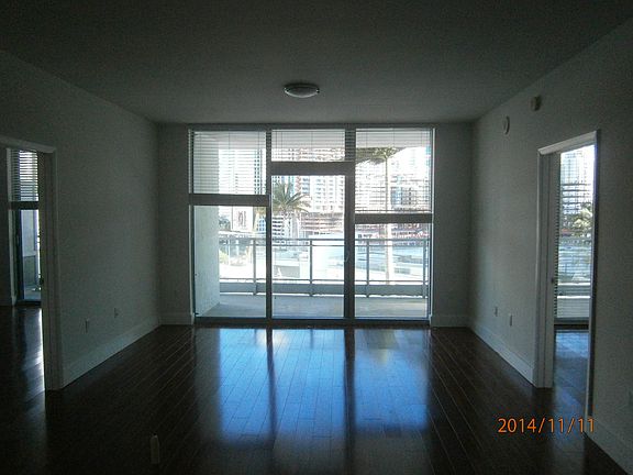 3rd image of 90 Sw 3 St #1115