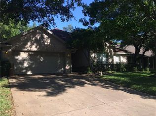 205 John Thomas Dr, Georgetown, TX 78628