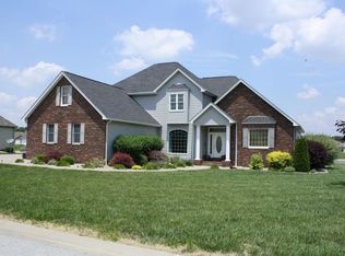1707 N Smith Ave, Marion, IL 62959