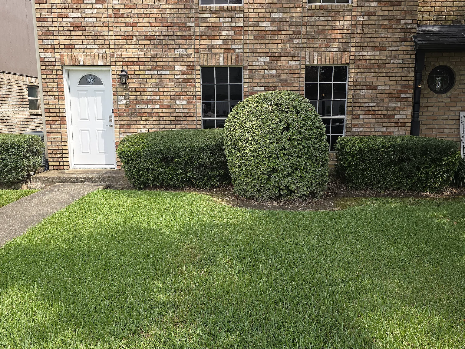3 bed, 1700 sqft, $1,775 — Photo 1