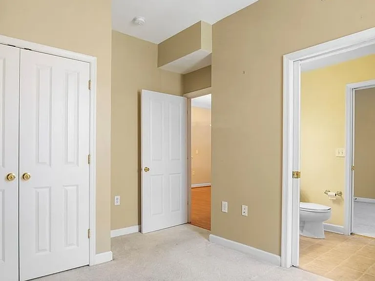 230 Nat Turner Blvd #2000 — Photo 15