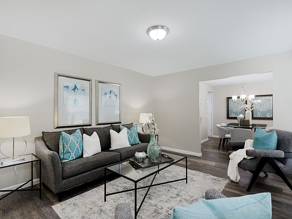 3rd image of 3052 Wintergreen Dr
