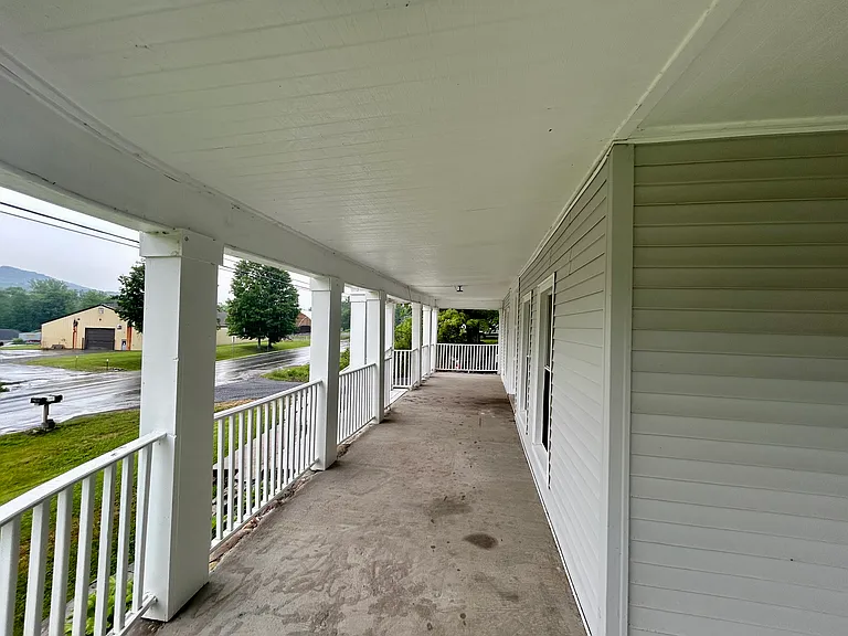 9576 State Route 46 — Photo 19