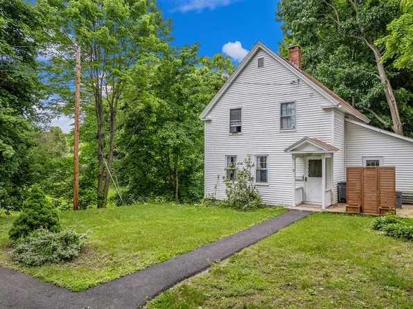 9 School Street, Lisbon, ME 04252