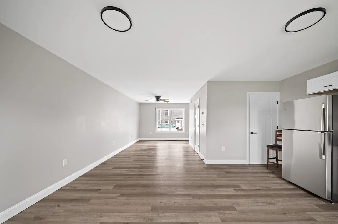 2 bed, 1.5 bath, 1080 sqft, $1,850 — Photo 4