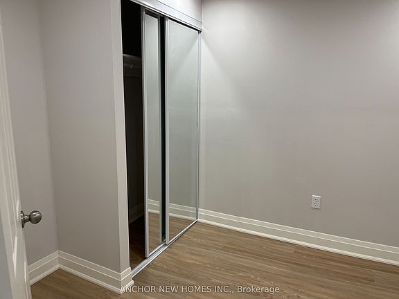 5th image of 17 Applemore Rd #Basement