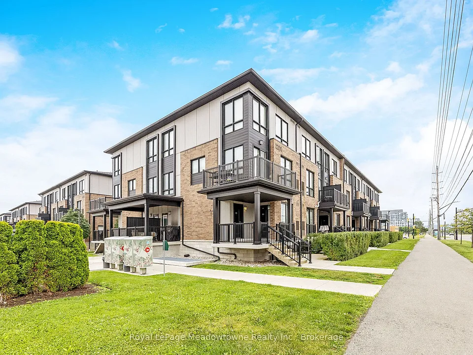 1200 Main St E #113