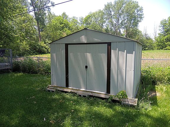 3rd image of 2217 Costello Dr