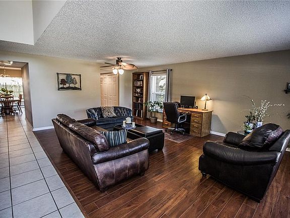 4th image of 1162 Magdalena Ave