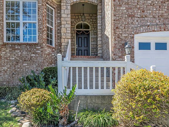 4th image of 6537 Westfall Dr