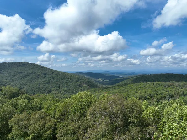 7R Mountain Falls Loop, Ellijay, GA 30536