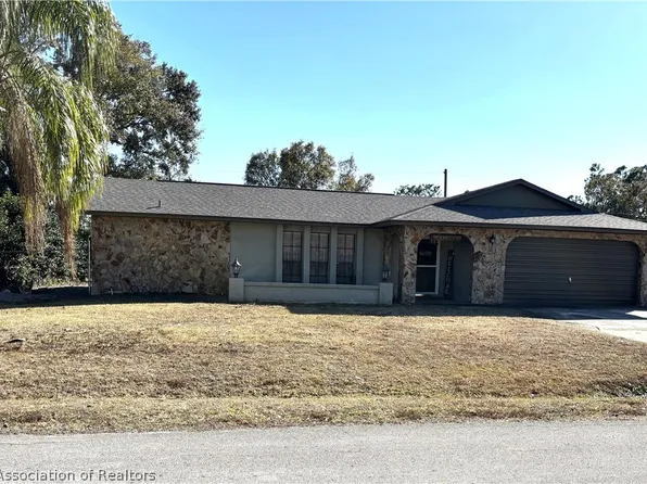 715 Garland Ave, Sebring, FL 33875