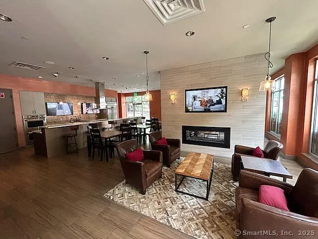 111B Morgan St #209 — Photo 15