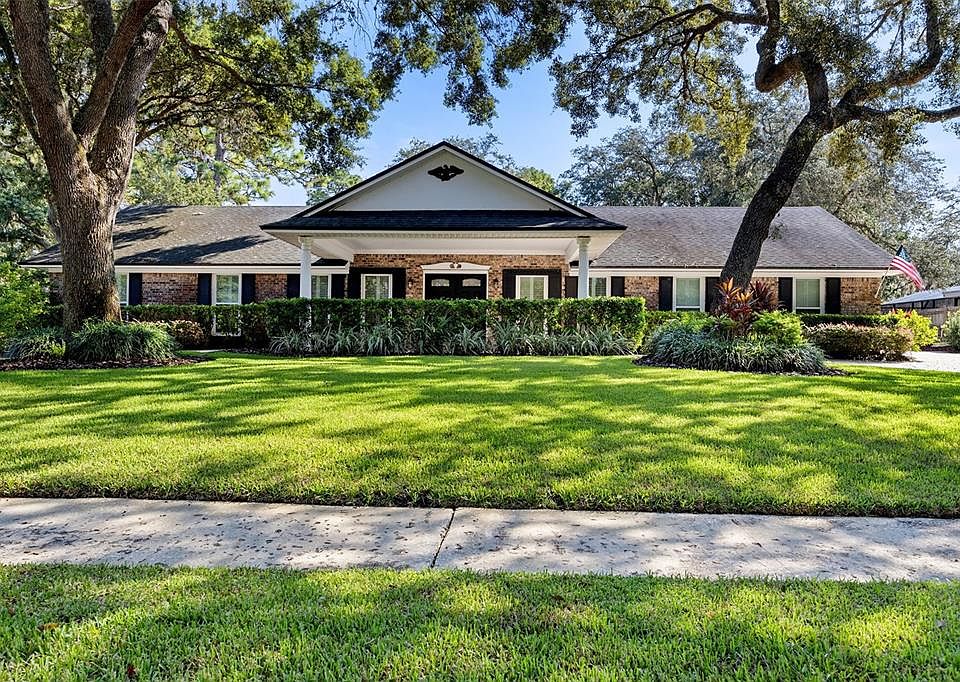 1st image of 201 Buttonwood Dr