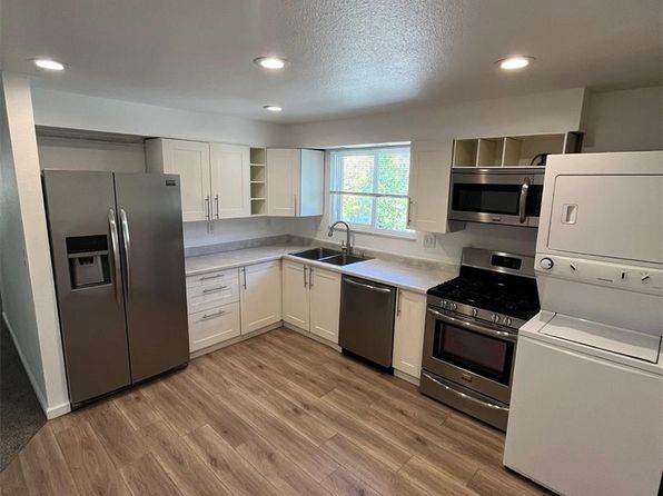 4640 S Lowell Blvd #A