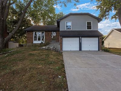 1705 S Kiowa Dr, Olathe, KS, 66062