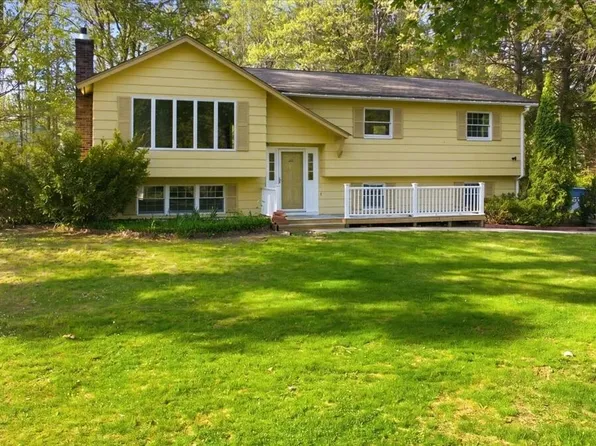25 Forbes Lane, Windham, ME 04062