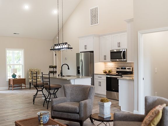 4th image of 1757 Eagle Dr Lot 124
